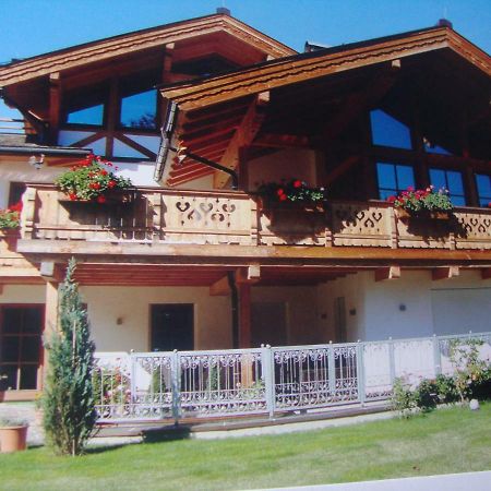 Haus Andreas Apartment Kitzbuhel Bagian luar foto