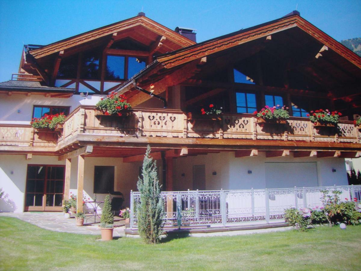 Haus Andreas Apartment Kitzbuhel Bagian luar foto